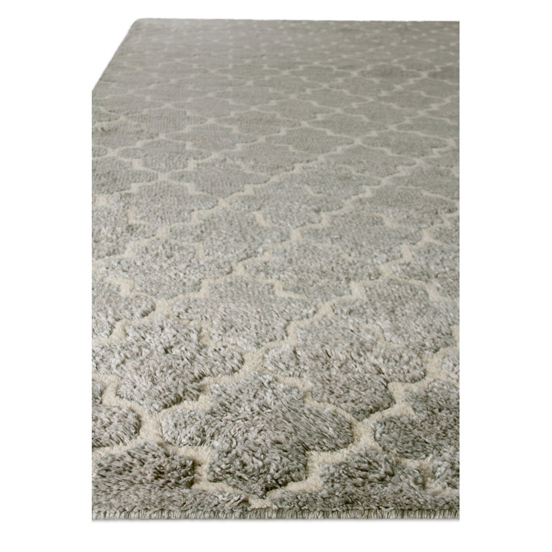 Lux Look Geometric Area Rug in Silver, Rectangle 12' x 15'