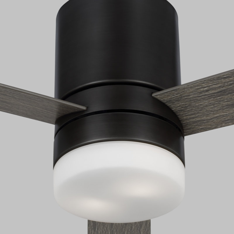 Ventilateur de plafond avec lumières DEL Kris, 44", Gris clair / chêne vieilli, Étain vieilli