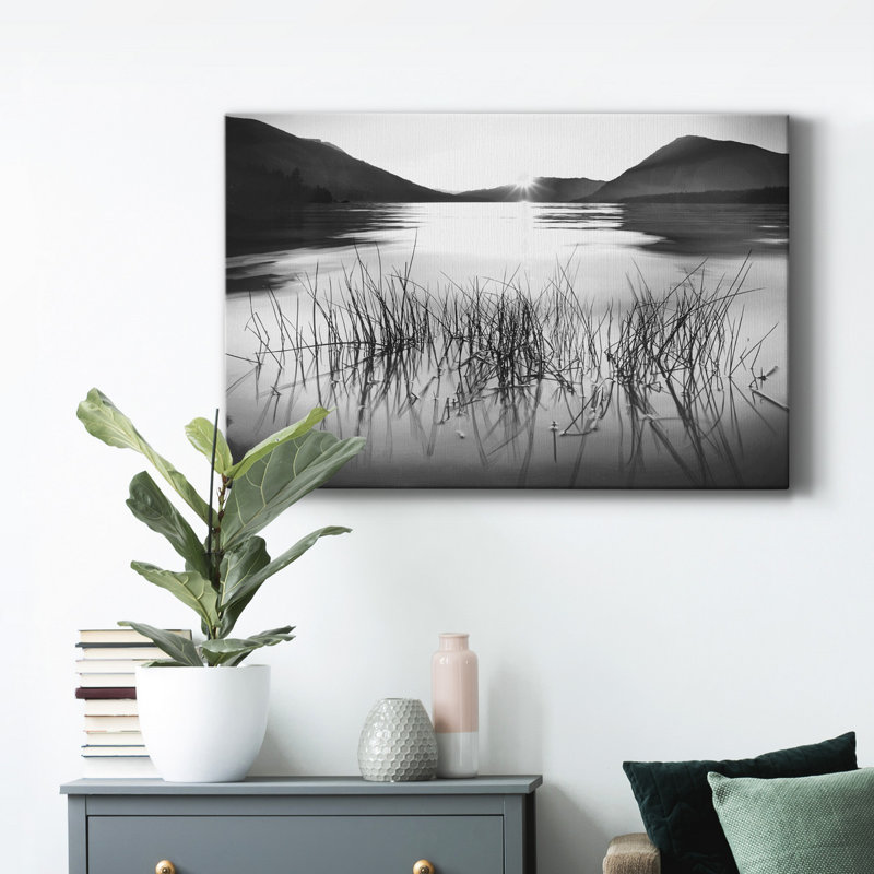 Whisper Lake - Photographie sur toile tendue, H 48 po x l 32 po x P 1 po