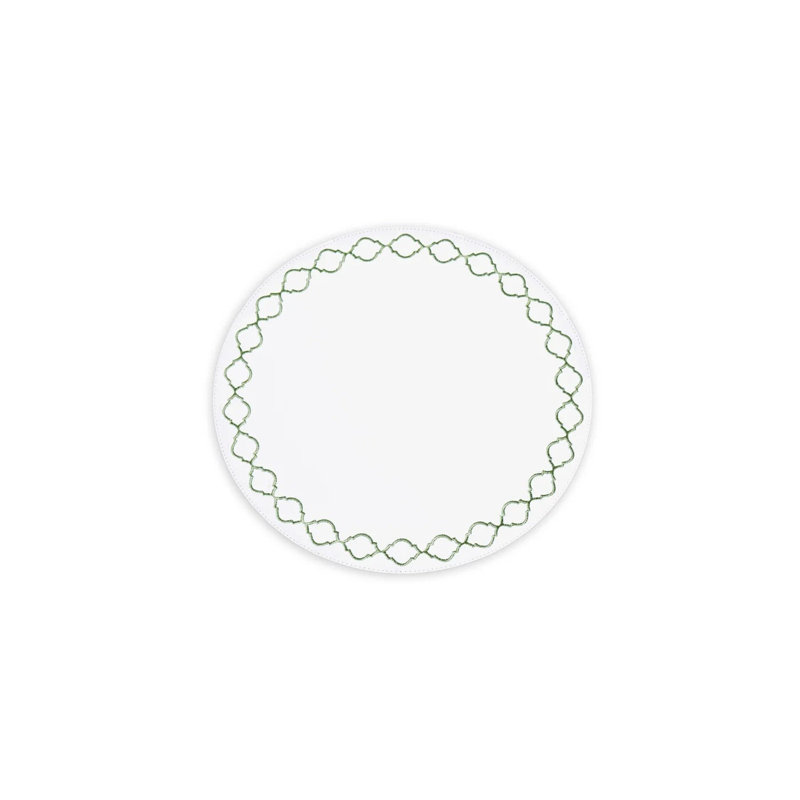 VIDA Round Embroidered Quatrefoil 15.5" Round Placemats, Green