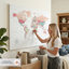 Carte du monde personnalisée «Love I Push Pin»-567373163-568212033