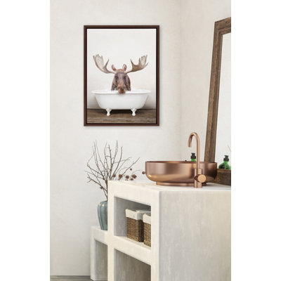 «Moose Rustic Bubble Bath» par Amy Peterson, reproduction d'art sur toile encadrée