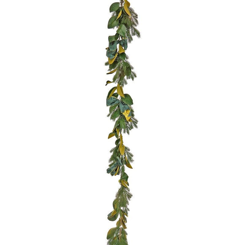 Guirlande en pin de 9 po avec nœud en tissu, avec pile et télécommande The Holiday Aisle®