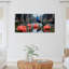 Ensemble de 3 tableaux sur toile représentant un paon et des fleurs roses dans une cour pluvieuse-366649299