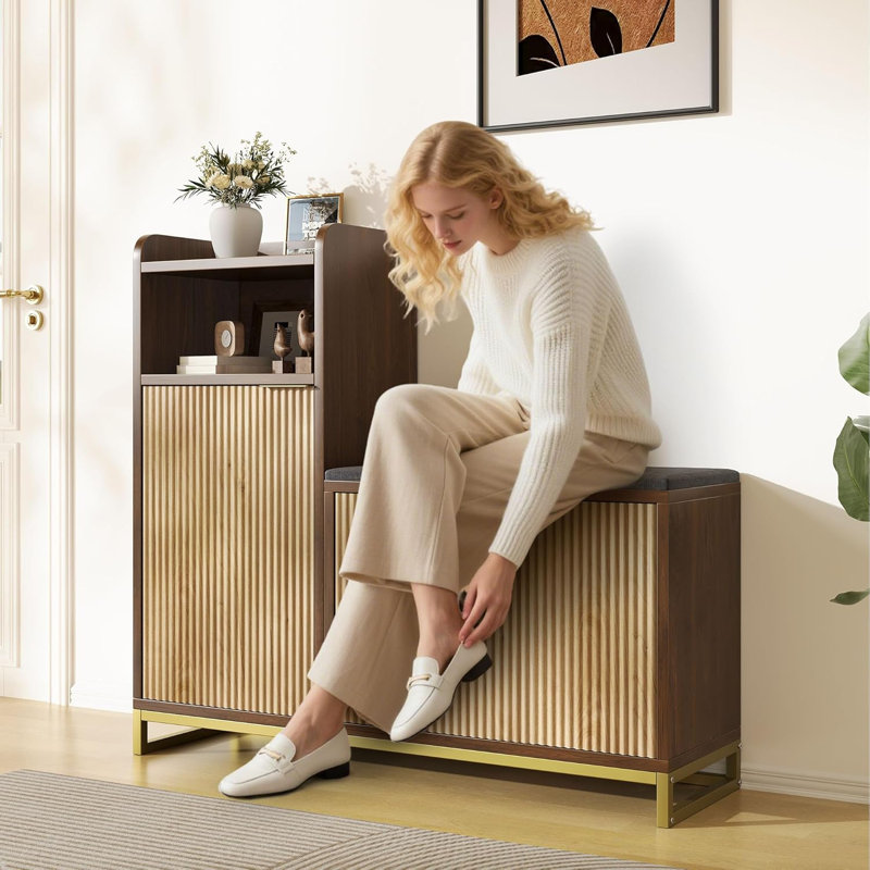 39" L-shaped Shoe Storage Bench With Adjustable Shelves & 2 Flip Drawers, Brown