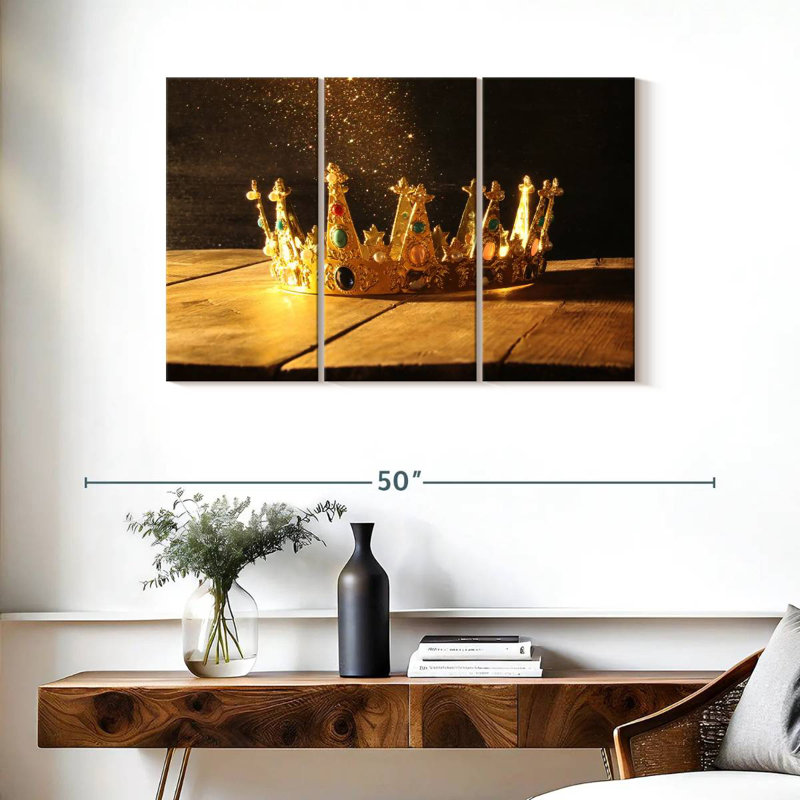 Kerner Golden Crown, 24" H x 38" W