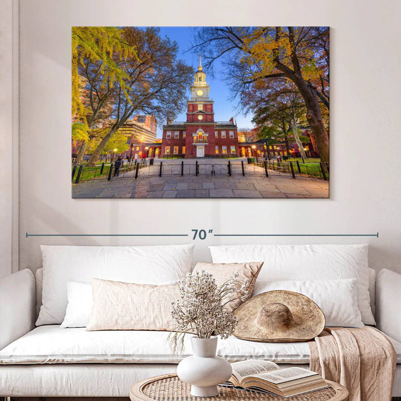 Independence Hall, 34" H x 51" W