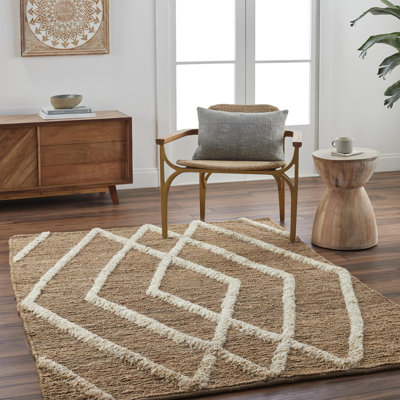 Tapis brun clair en jute / sisal fait à la main Roselie