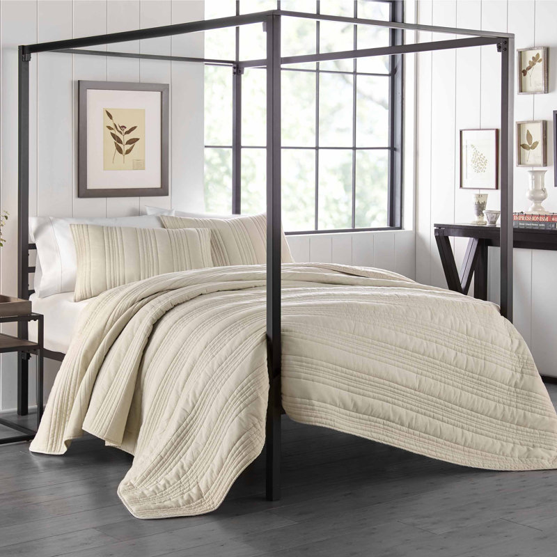 Horseshoe Gray Full/Queen Reversible Cotton Quilt Set