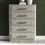 Ensemble de lit très grand à panneau, commode et miroir Izzabell Chasteen-506810880