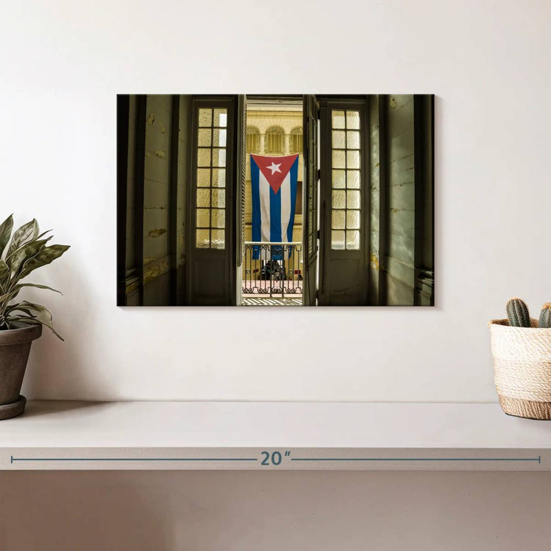 Drapeau Borges Cuba sur la fenêtre, H 8 po x l 12 po