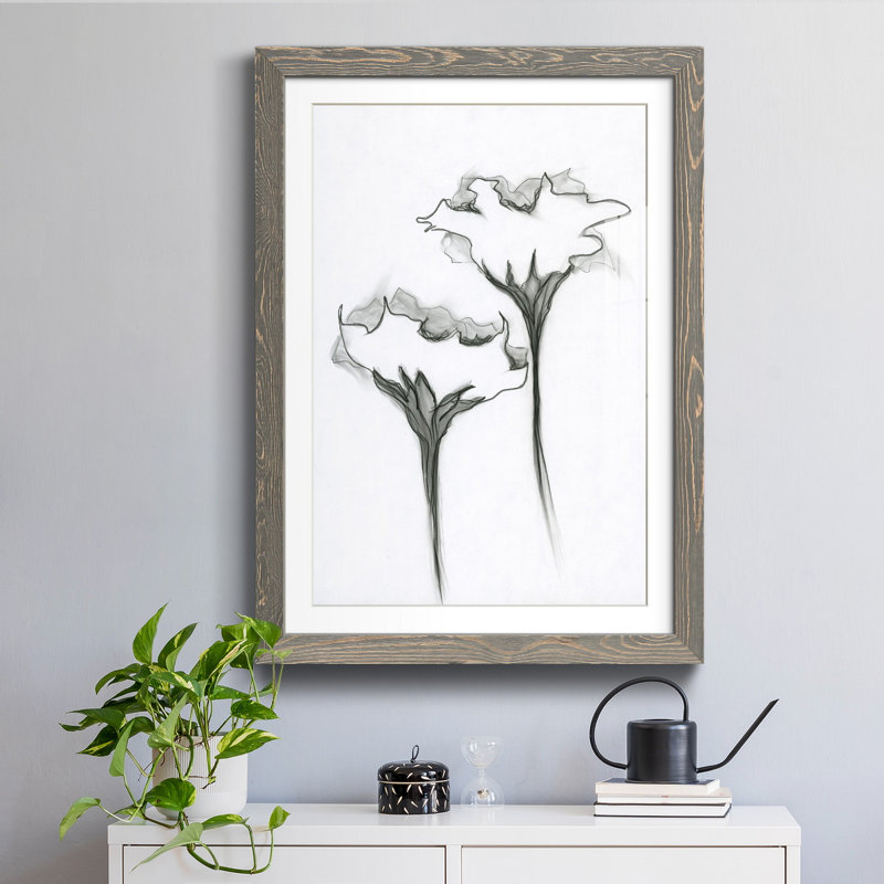 Windswept Poppy - Impression de cadre photo sur papier, H 31,5 po x l 23,5 po x P 1,5 po, Cadre en papier gris