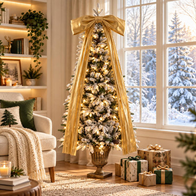 Sapin de Noël floqué pré-illuminé de 1,80 m avec des pommes de pin, des rubans dorés et un socle en forme d'urne