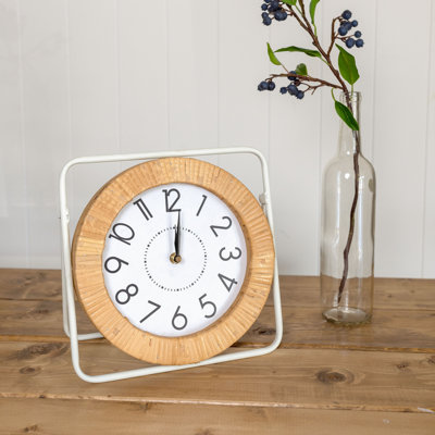Quartz movement / Crystal Tabletop Clock in White