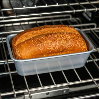 Viking Aluminized Steel Nonstick 9-inch Loaf Pan