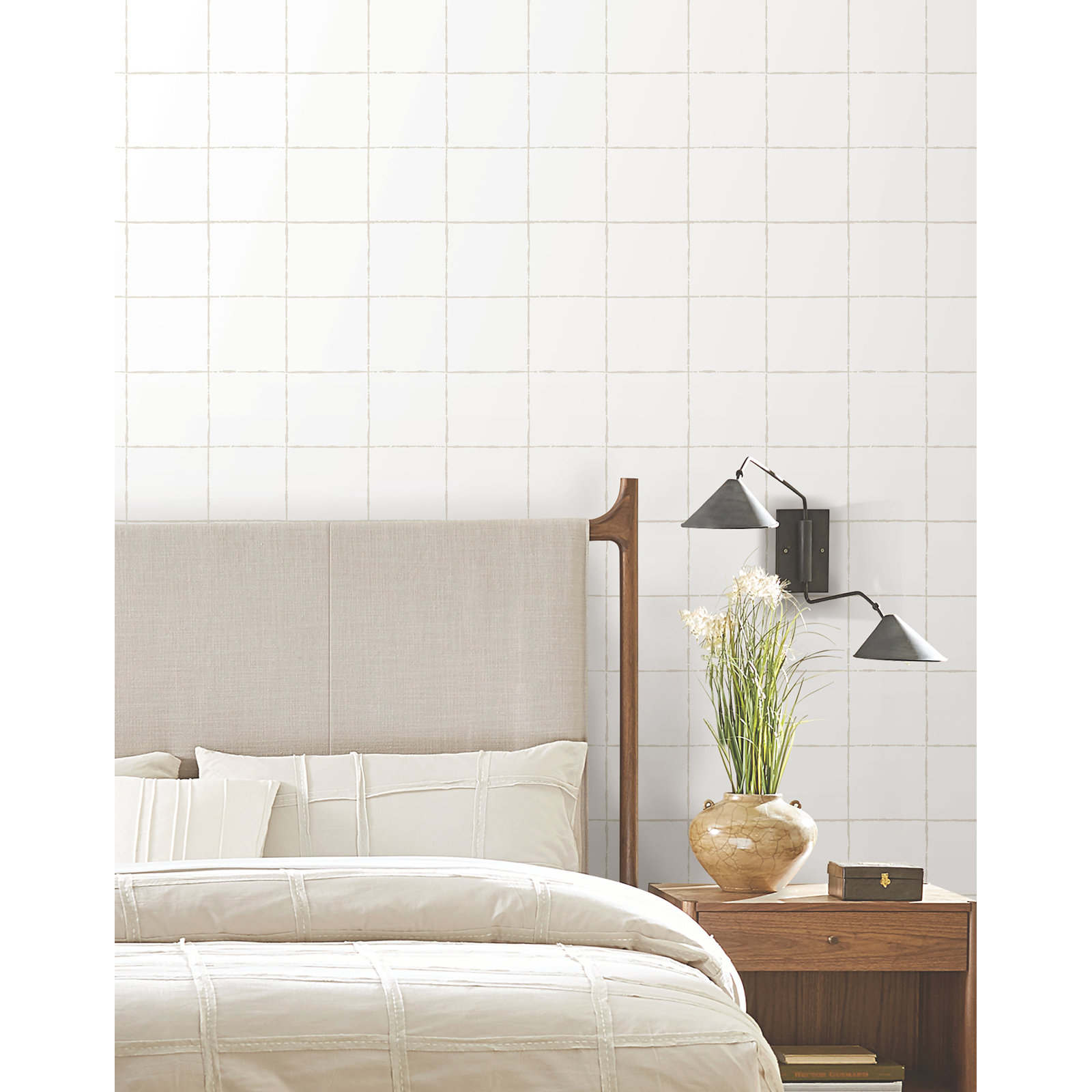 La Vitre Plaid Wallpaper, Graphite