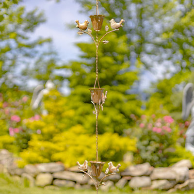 Longue chaîne de pluie en fer antique en cuivre 96,75 "avec un couple d'oiseaux perché sur une tige de fleur