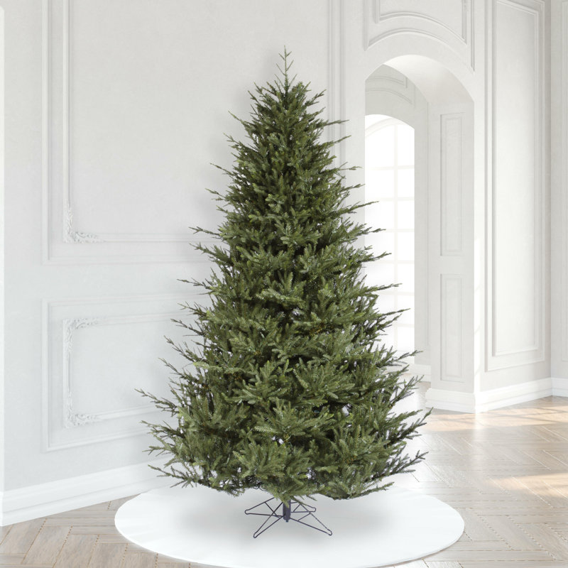Itasca 7.5' H Artificial Fir Christmas Tree