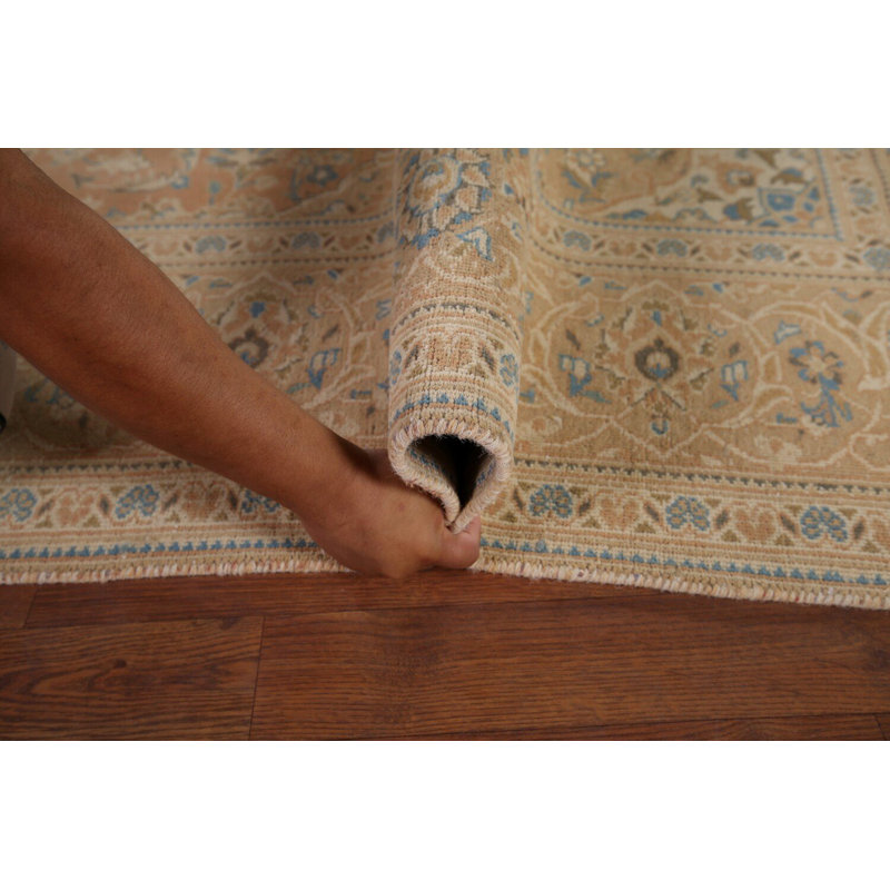 Traditional Area Rug 7x10