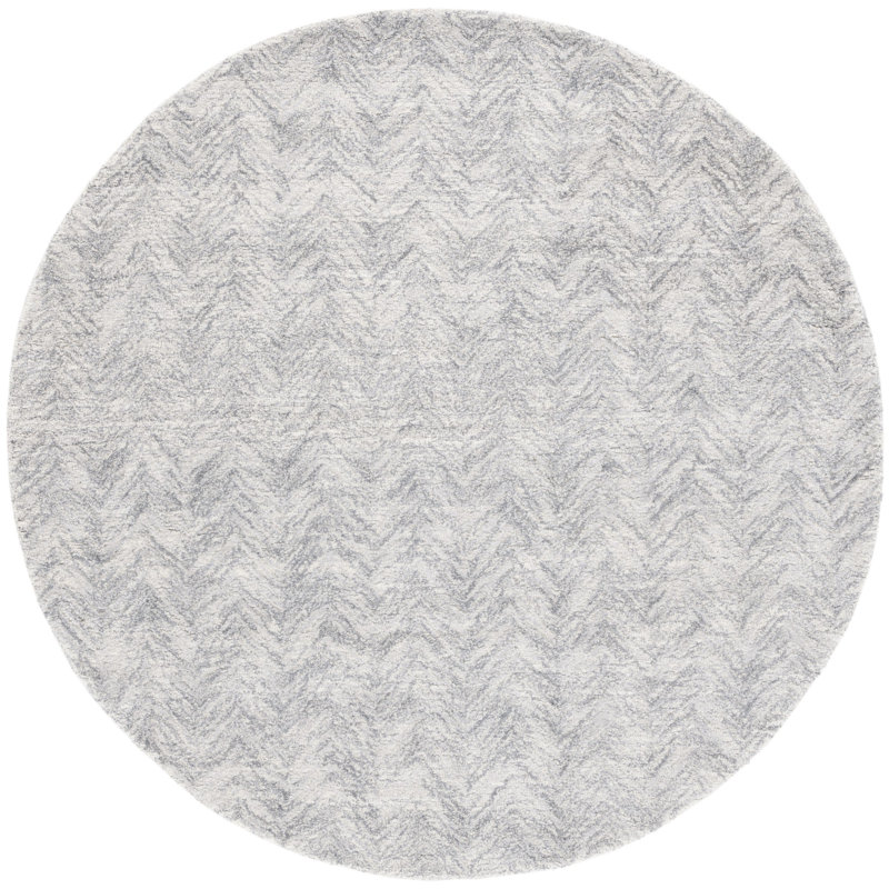 Jaylean Hand Tufted Wool/Cotton Chevron Rug in Silver, Round 6'