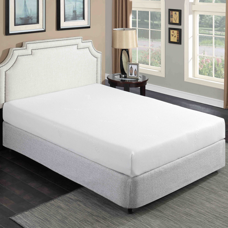 Plush 8" Cal King Size Medium Gel Memory Foam Mattress in a Box with Breathable Aloe Vera Cover, White, King