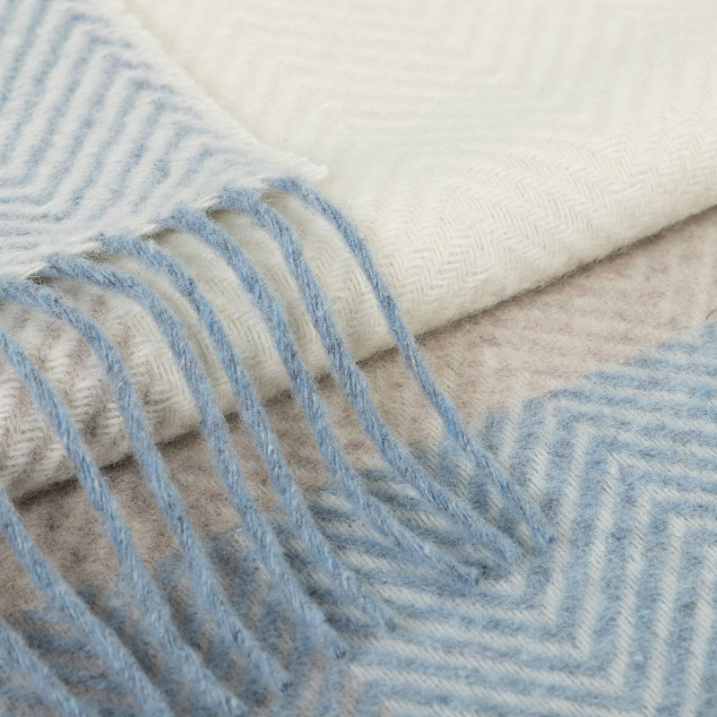 Merino Wool Blanket Gurekam, White/Blue