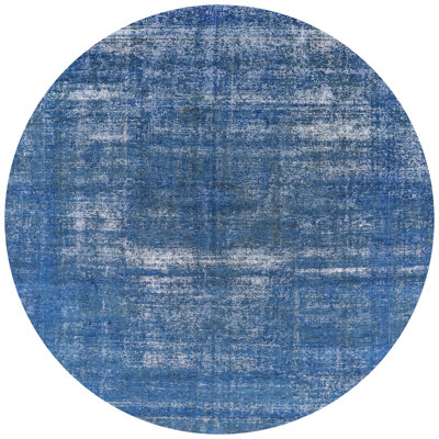 Tapis bleu Isaias