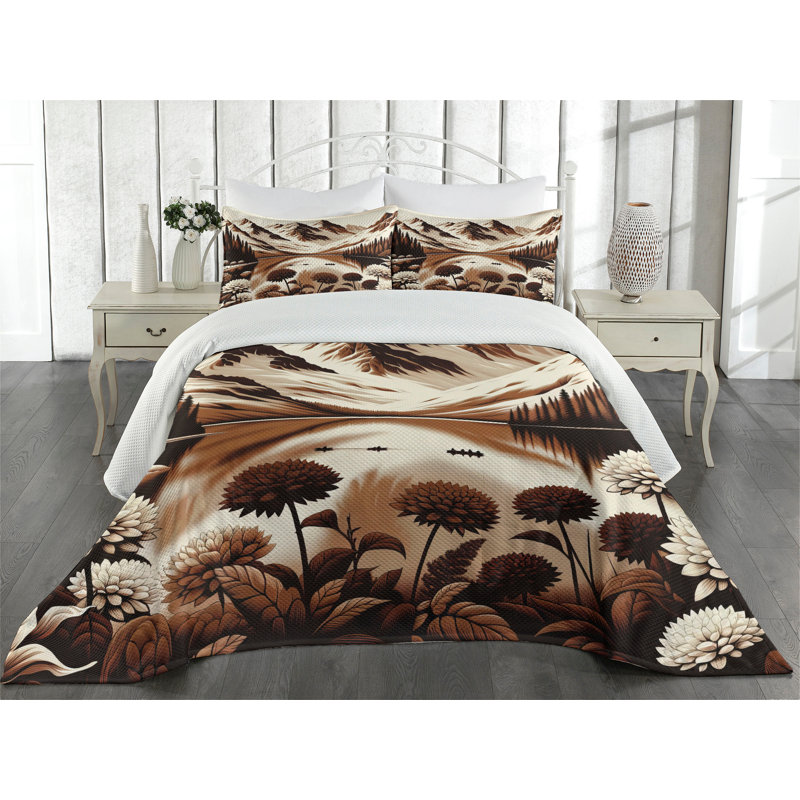 Floral Coverlet, Queen Coverlet + 2 Standard Shams