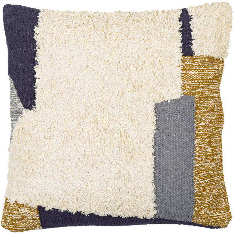  Housse de coussin brodée