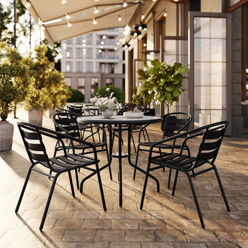 Table ronde en métal avec 4 chaises empilables à lattes en aluminium Amlie, Noir