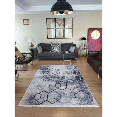 Matarranz Performance Washable Indoor / Outdoor Rug