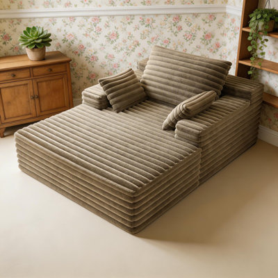 Chaise Lounge