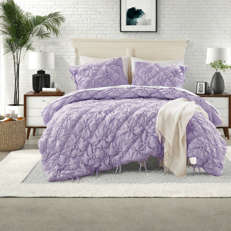 Luxurious King Bedding Sets, Microfiber Comforter, Cozy Floral Design
