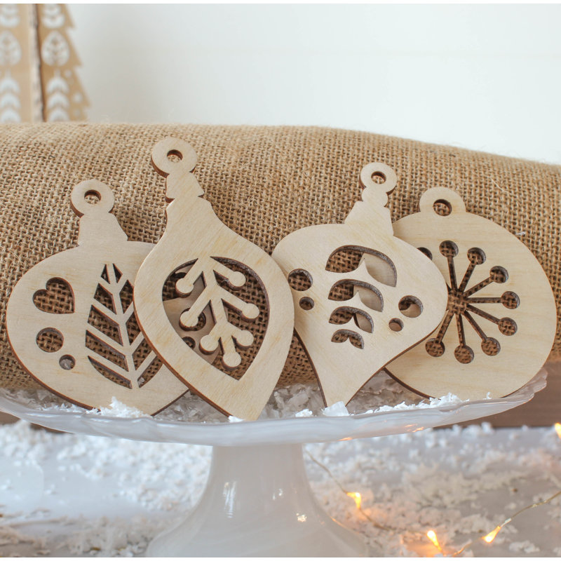 7cm Wood Holiday Shaped Ornament