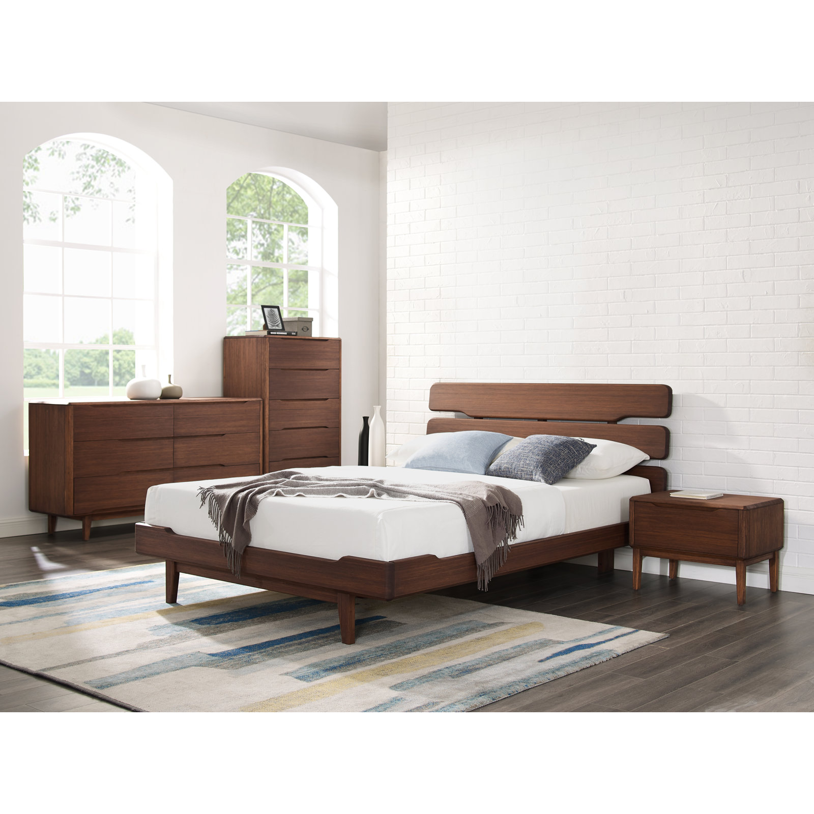 Lacey Solid Wood Bedroom Set