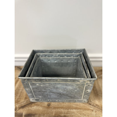 Metal Pot Planter