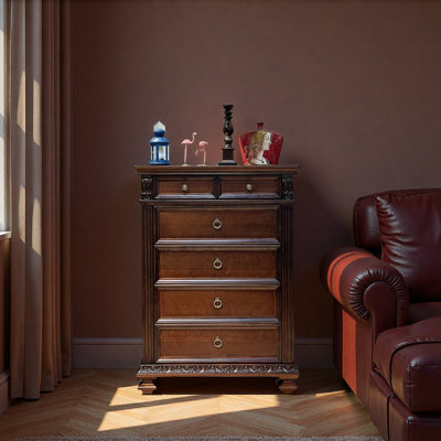 Commode d'appoint sculptée couleur noyer