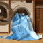 Tapis uni bleu minimaliste à motif lavable à la machine Warmley-1449804903