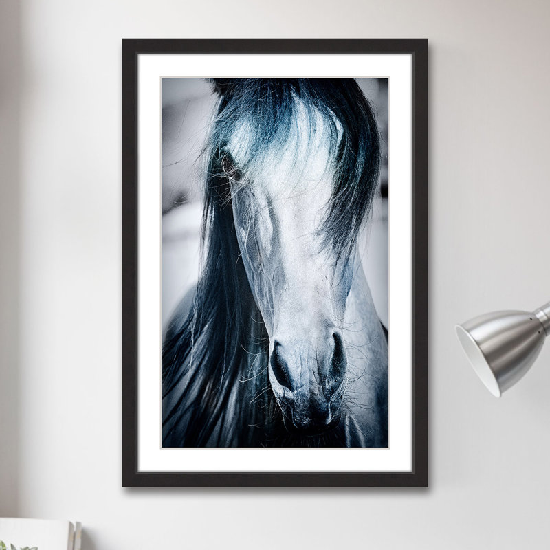 « blue cheval », reproduction d’art encadrée, H 36 po x l 24 po x P 1,5 po