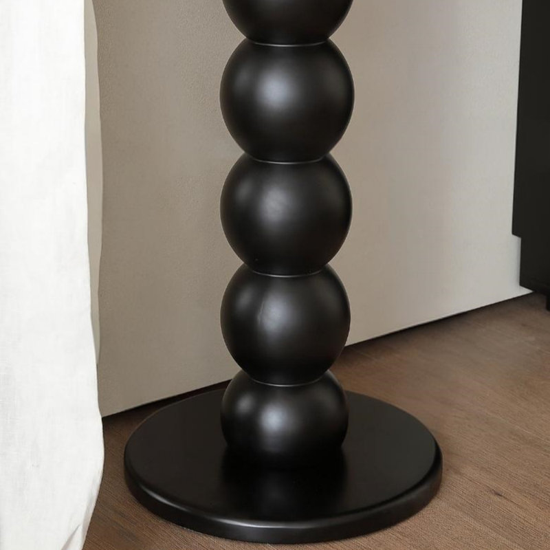 Commode noire rétro