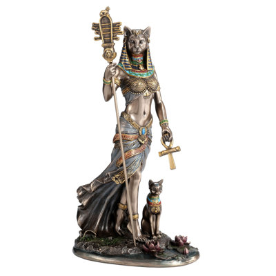 Kumar Figurines & Sculptures