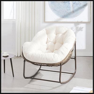Chaise berçante d'extérieur en rotin