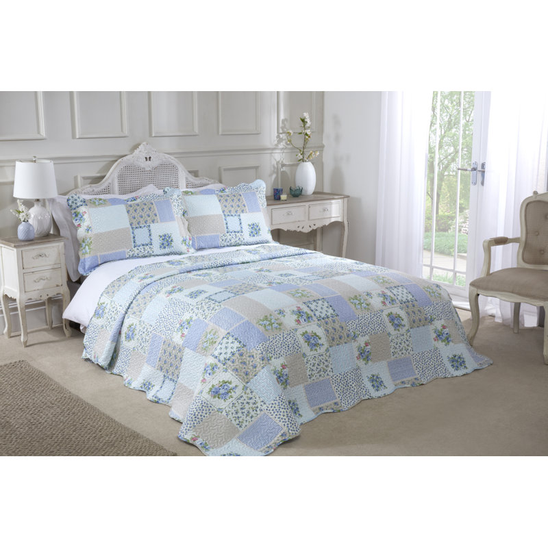 Singletary Canadice Bedspread Set with Pillow Sham, Kingsize - 2 Standard Shams, Blue