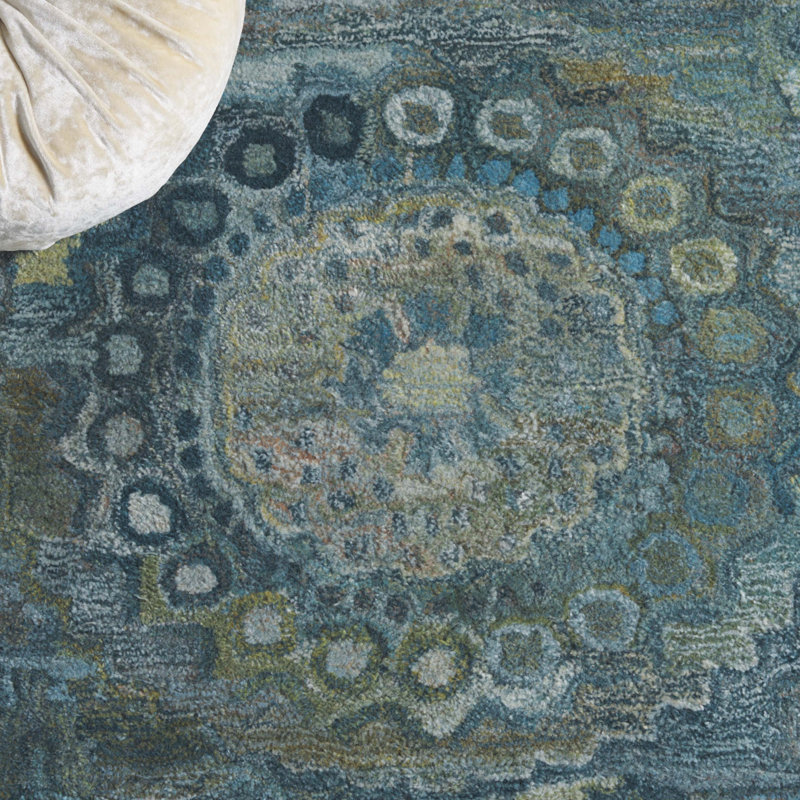 Maglena Hand Tufted Performance Southwestern Rug, Round 5'
