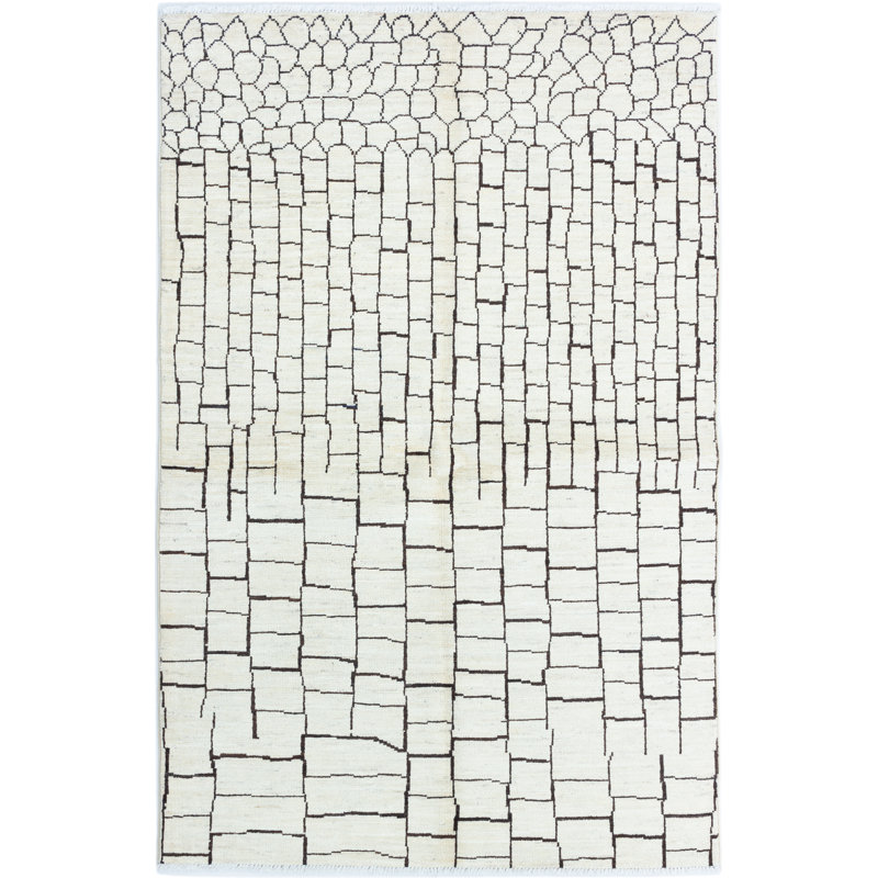One-of-a-Kind 5'9" X 9' 2010s Wool Area Rug in