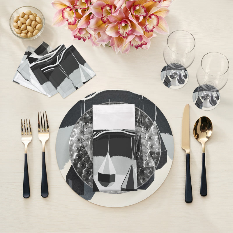 Ornaments Pebble 16" Vinyl Placemat, Black/White