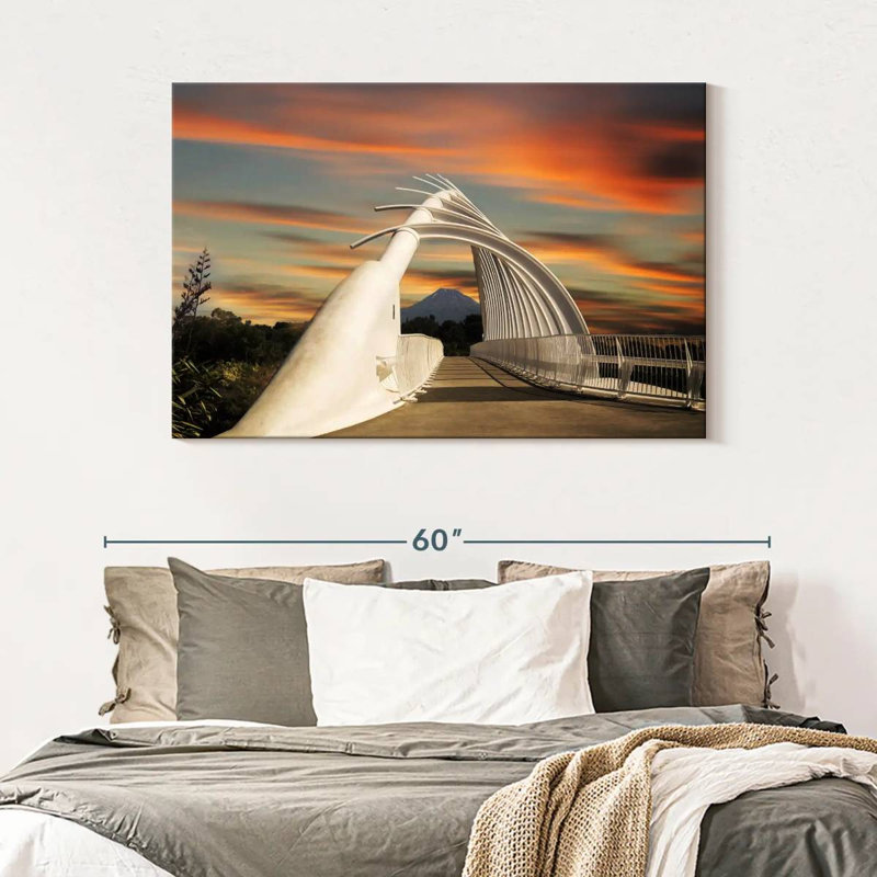 Lilie Te Rewa Bridge, H 32 po x l 48 po