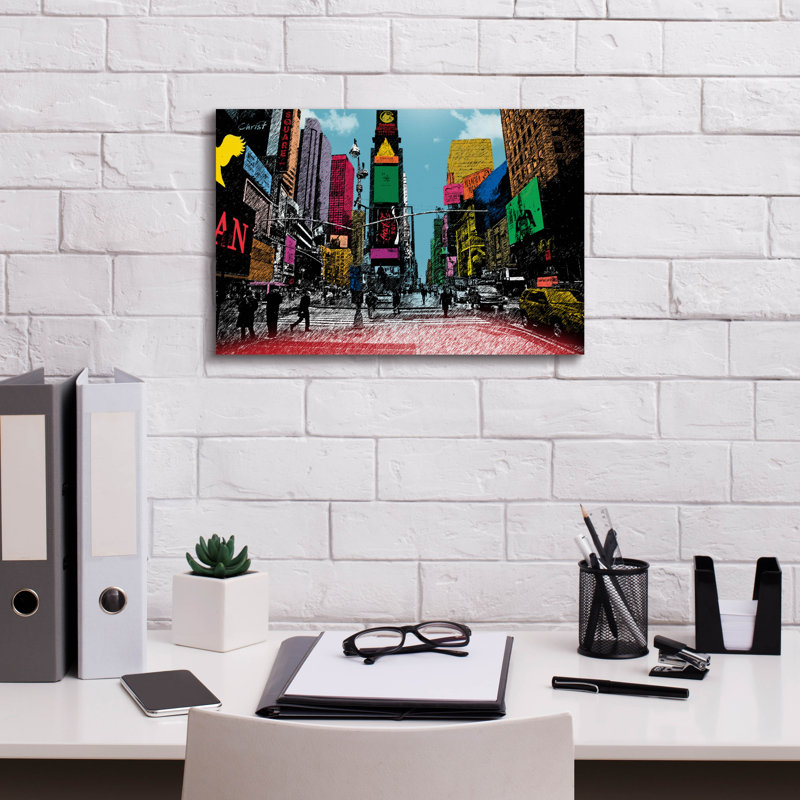 "Times Square" par Mark Ashkenazi, H 12 po x l 18 po x P 0,75 po