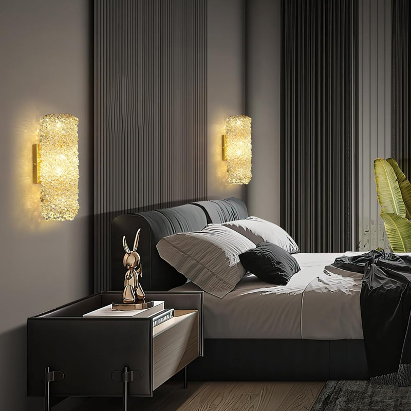 Loyed Corner Wall Light