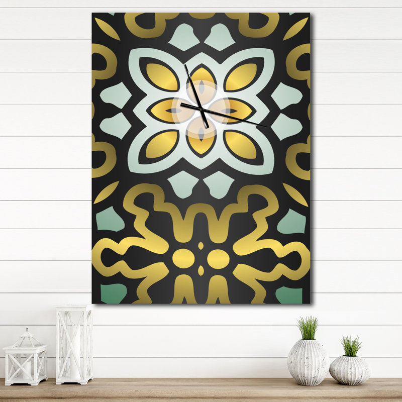 Ornement géométrique et floral - Horloge murale moderne, H 32 po x l 24 po x P 1 po